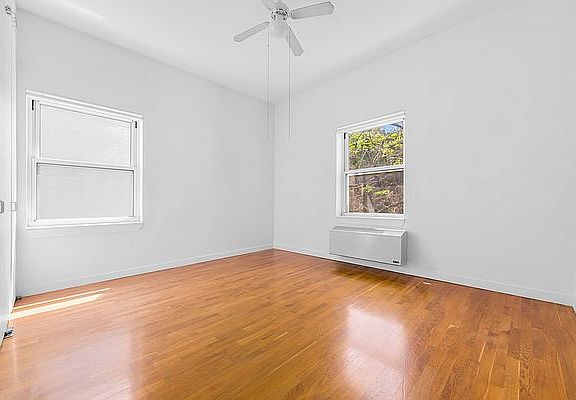 3rd image of 358 W 30th St APT 3C