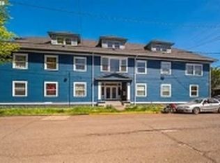 2214 5th St APT 14, Tillamook, OR 97141