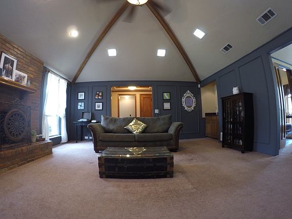 3rd image of 1514 Sunnyslope Dr
