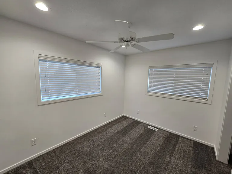 5282 S 575 W — Photo 8