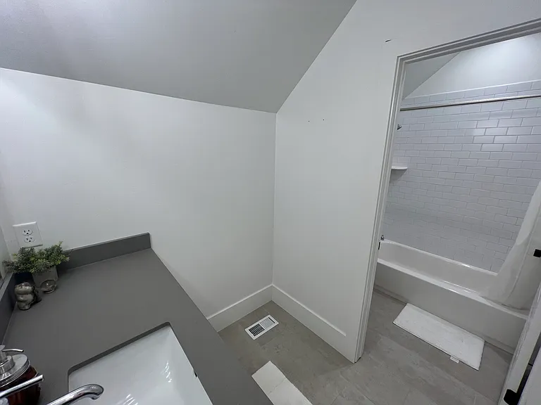 3887 E South Pass Cv — Photo 25