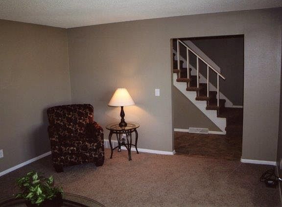 5th image of 3709 Hillsdale Dr