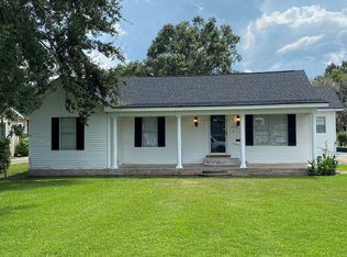 4629 Main Ave, Groves, TX 77619