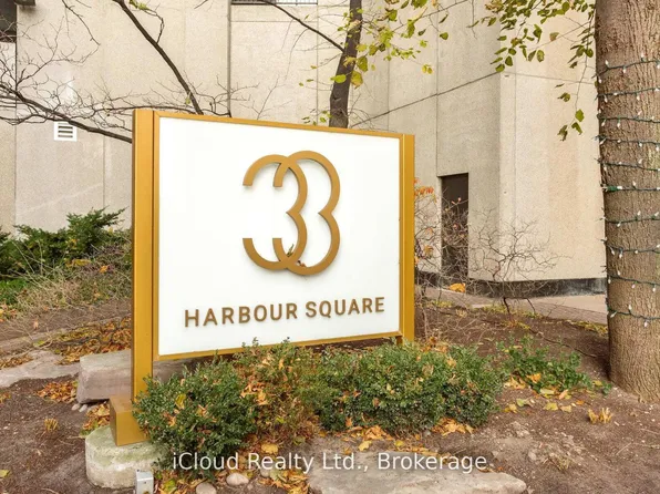 33 Harbour Sq #837, Toronto, ON M5J 2G2
