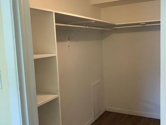4th image of 617 40th St N APT 202