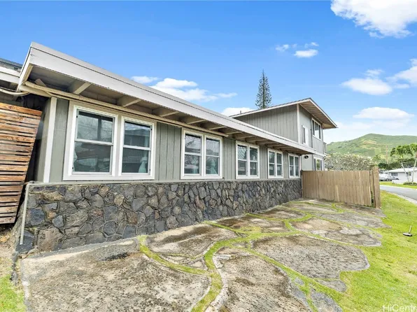 731 Wanaao Rd, Kailua, HI 96734