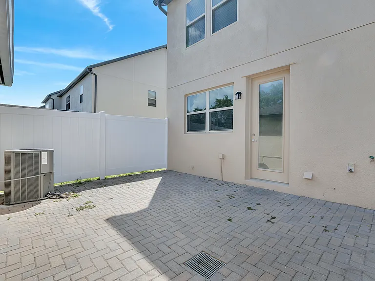 5118 Caspian St — Photo 22