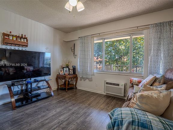 4th image of 251 SW 134th Way APT 302M