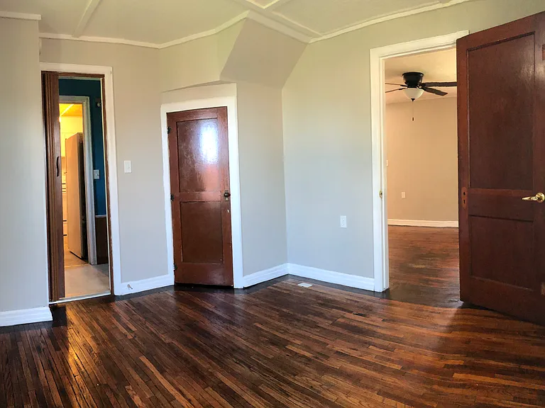 209 Main St — Photo 6