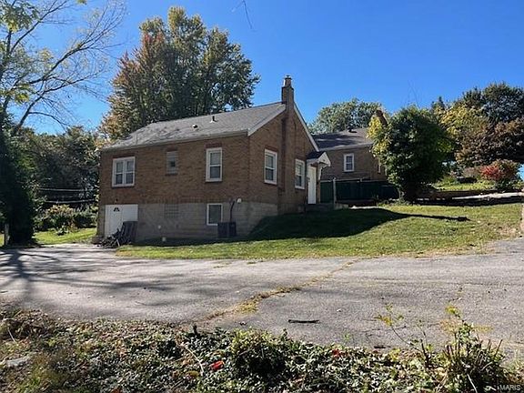 2nd image of 706 Wesley Ave