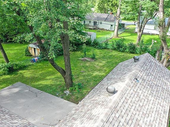 3rd image of 6026 Hardy St