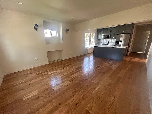 5200 S Saint Andrews Pl — Photo 5