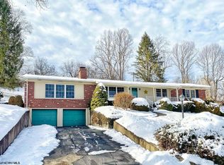 211 Emerson Rd, Clarksburg, WV 26301