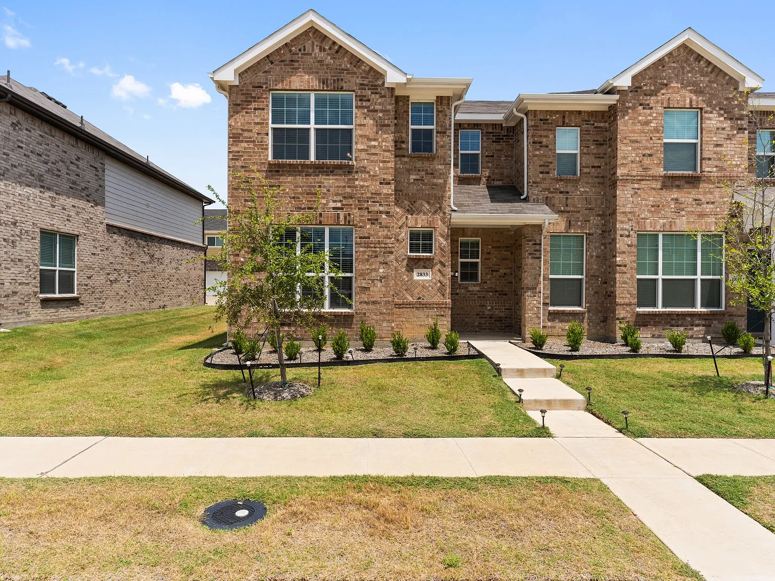 3 bed, 1760 sqft, $2,450 — Photo 1