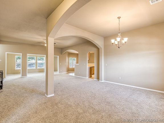 4th image of 7332 S 283rd East Ave
