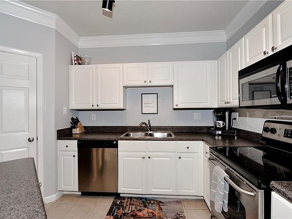 5th image of 1850 Cotillion Dr Unit 1207