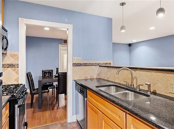 5th image of 1240 Barton Hills Dr APT 124