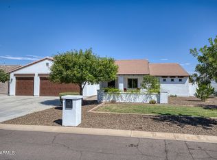 8416 W Sands Court W, Peoria, AZ 85383