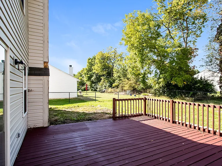 7018 Oldham Dr — Photo 17