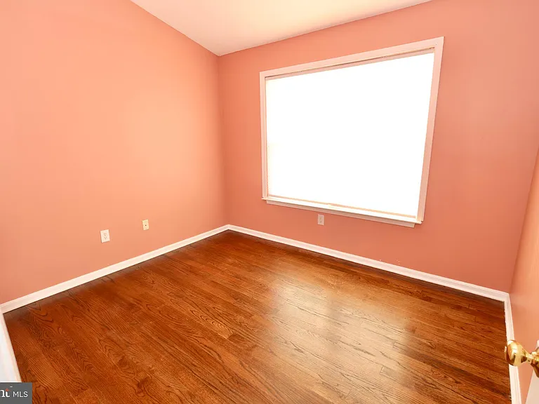 6633 Creek Point Way — Photo 55