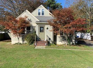 3315 Union Blvd, East Islip, NY 11730