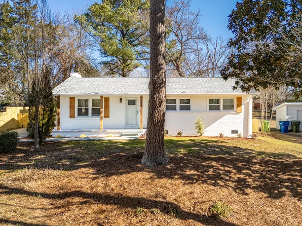 829 Greenwich St, Raleigh, NC 27610