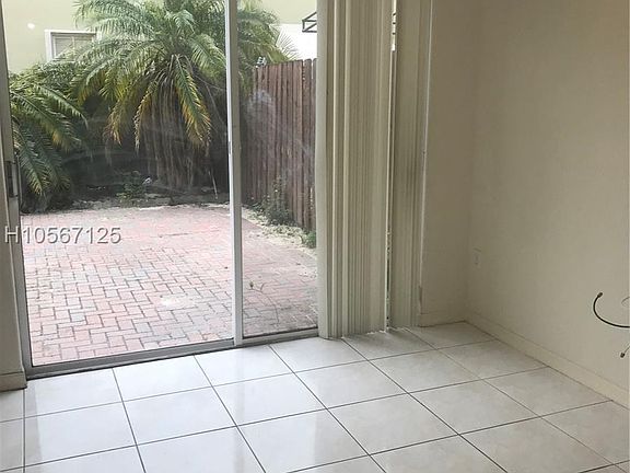 5th image of 4353 NW 115th Ct