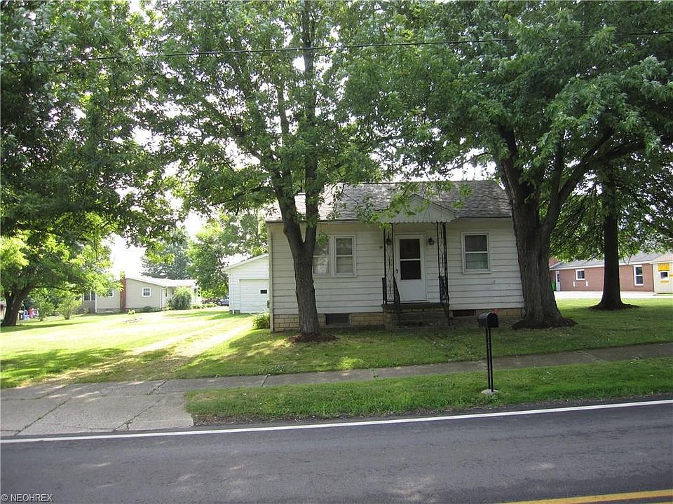 1st image of 18 N Main St