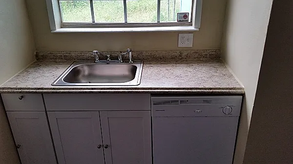 2 bed, 750 sqft, $1,000 — Photo 2