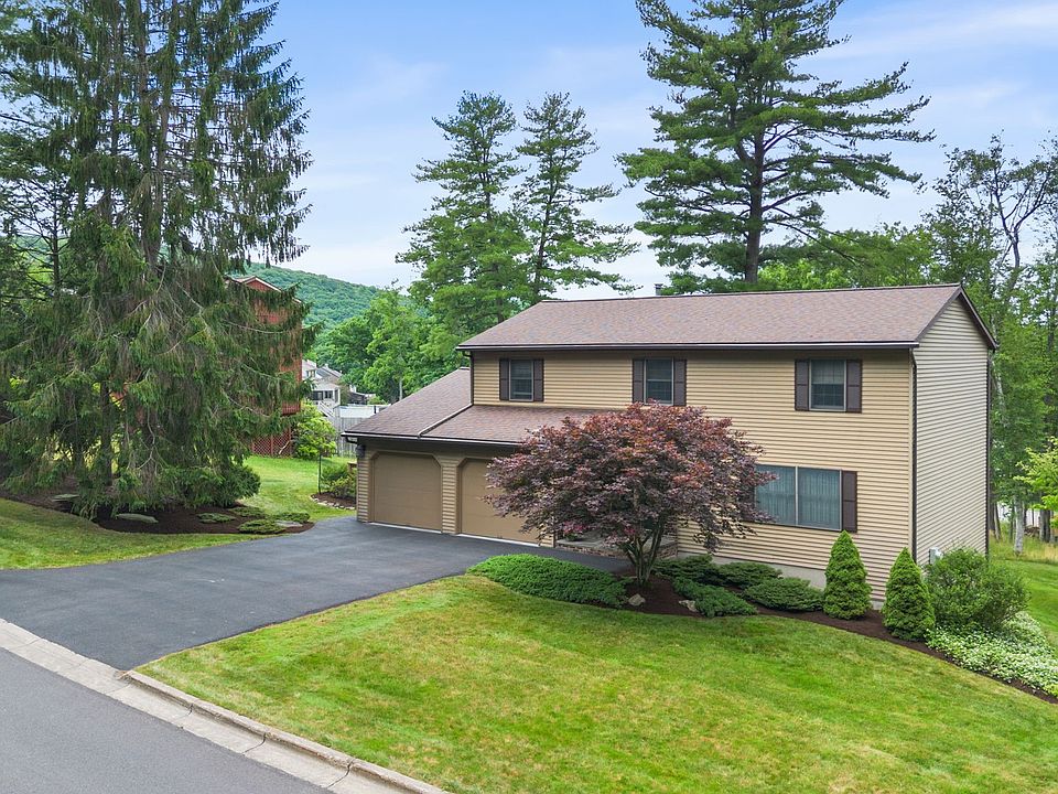 1st image of 624 Rano Blvd