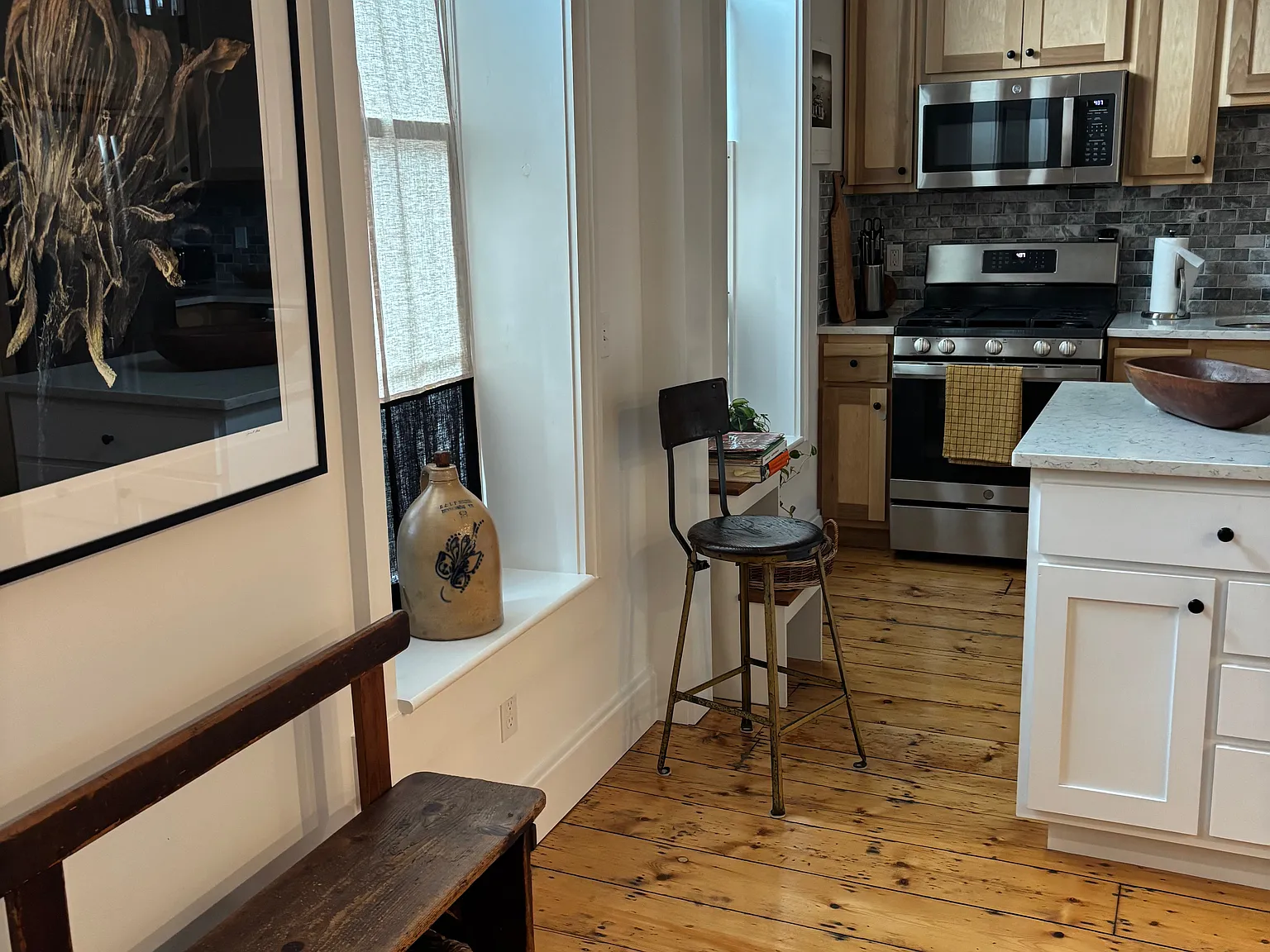 4 bed, 1800 sqft, $4,200 — Photo 4