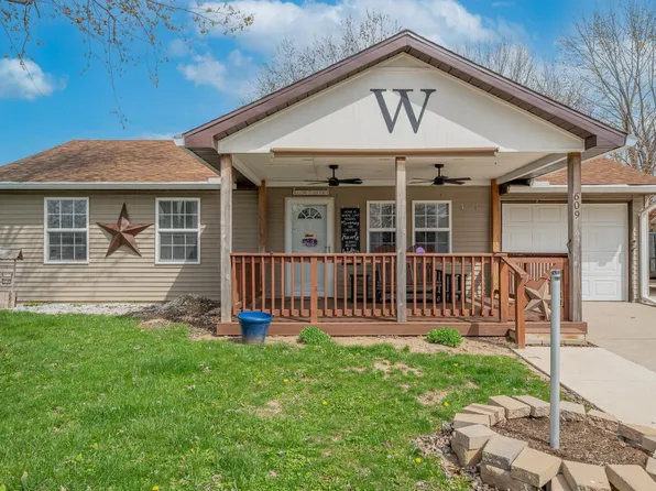 609 S 9th St, Gas City, IN 46933