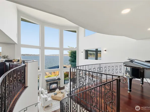 17714 SE 40th Place, Bellevue, WA 98008