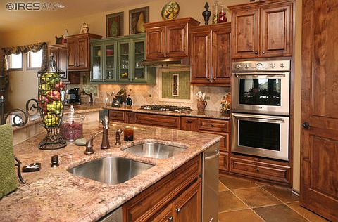 4th image of 5873 Woodcliffe Dr