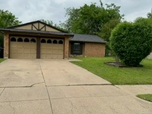 1005 Waverly Dr, Arlington, TX 76015