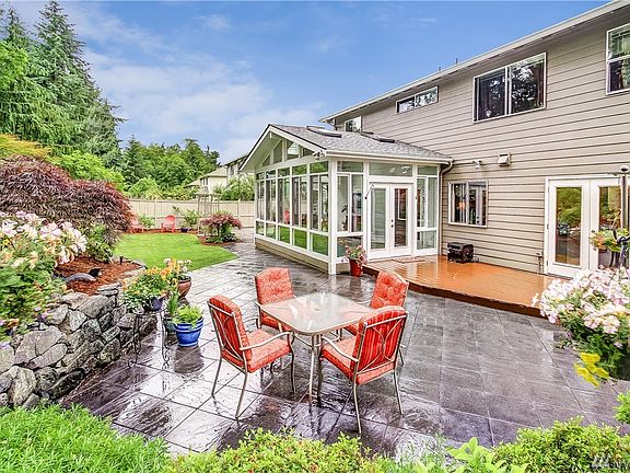 5th image of 9906 153rd Street Ct E