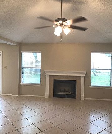 3rd image of 1318 Canyon Parke Dr