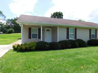 104 Short St, Athens, TN 37303
