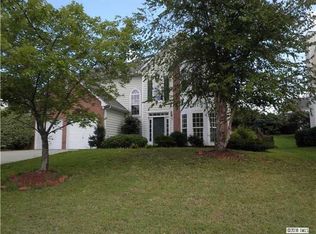 2319 Pimpernel Rd, Charlotte, NC 28213