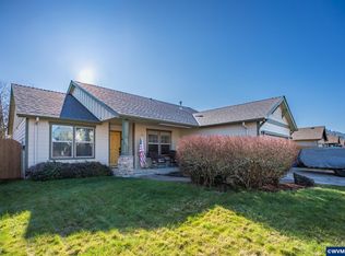 256 W Jadon Dr, Lebanon, OR 97355