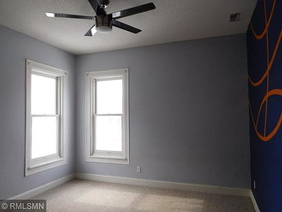 4th image of 2437 Park Ave