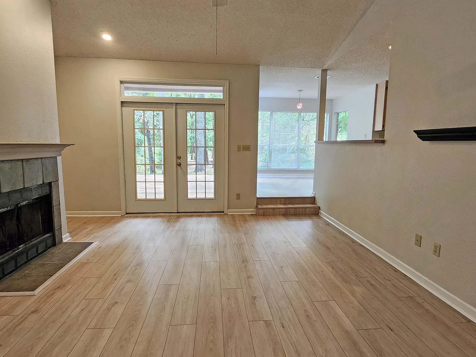 2217 Tuscavilla Road — Photo 2