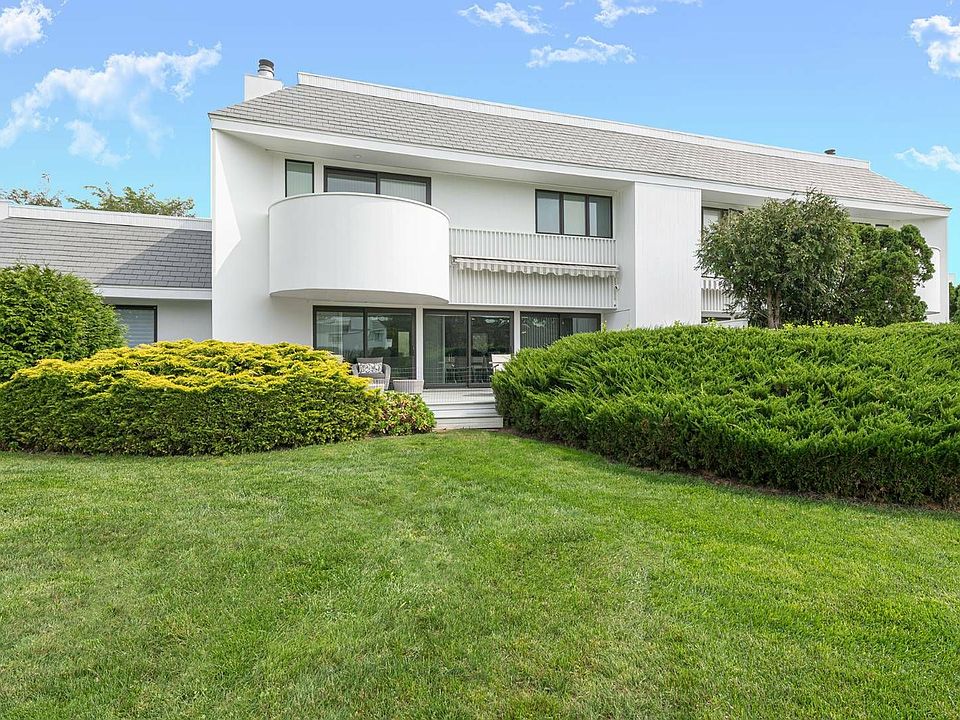 1st image of 9 Cove Point Ct