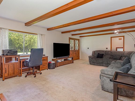 5th image of 7591 Woodlea Dr W