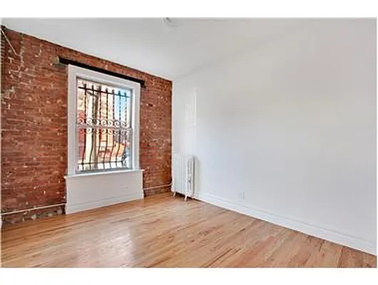 Rented by Douglas Elliman | media 7
