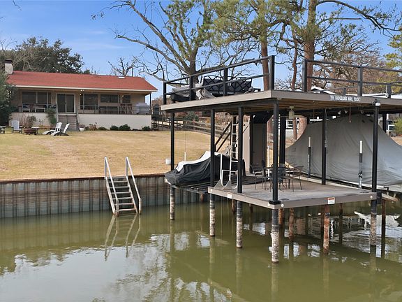 3rd image of 111 Ridgeoak Way