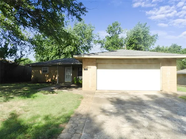 1227 W Coachman Ct, Purcell, OK 73080
