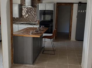 900 Hamilton, Anahuac, TX 77514