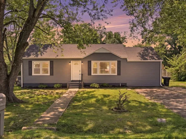 223 Lynn St, Tullahoma, TN 37388
