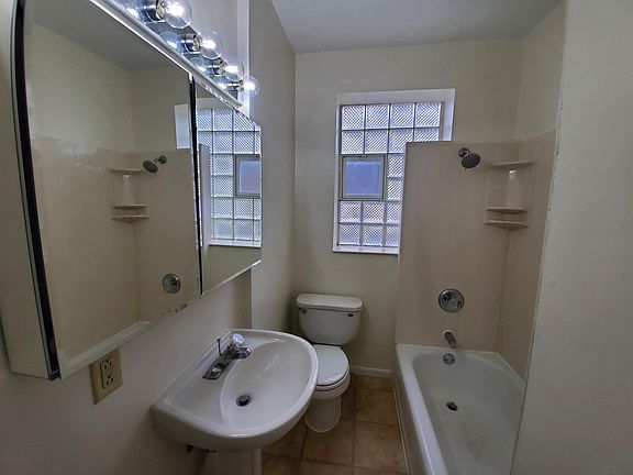 5th image of 915 Saint Rita Ave APT 1